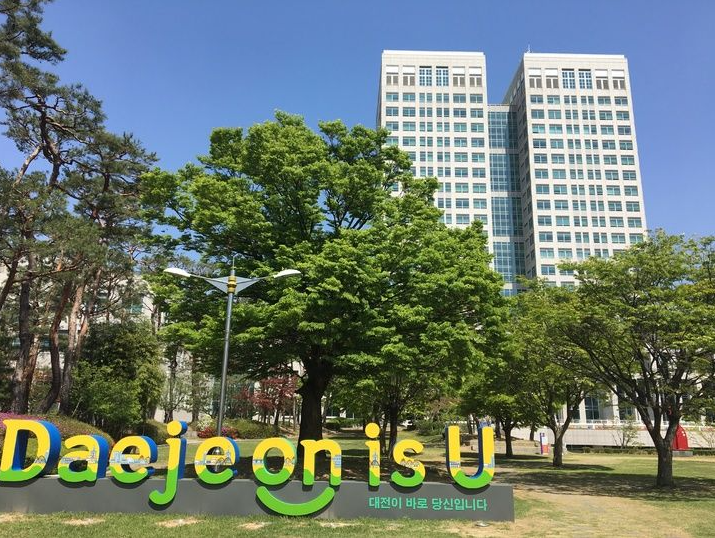 Linsol, EverySim, BlueDevice, Libest, DeepSense, CES Innovation Awards